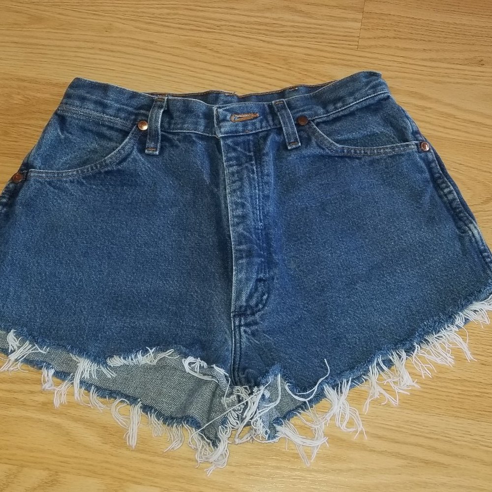 Wrangler cutoffs, western shorts, Size 27